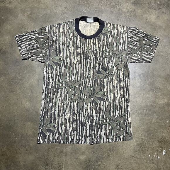 Vintage 90s Treebark Camo Blank Pocket T-Shirt - Picture 1 of 3
